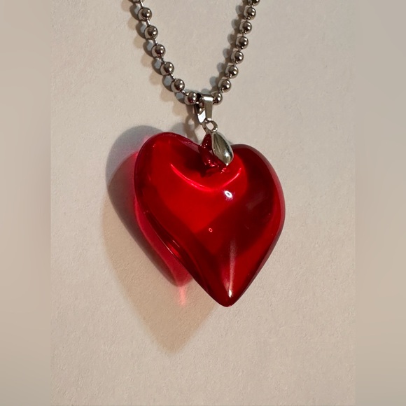 Red Crystal Heart Pendant Necklace Large Glass Heart Shaped Chunky 3D New Beaded - Picture 6 of 9